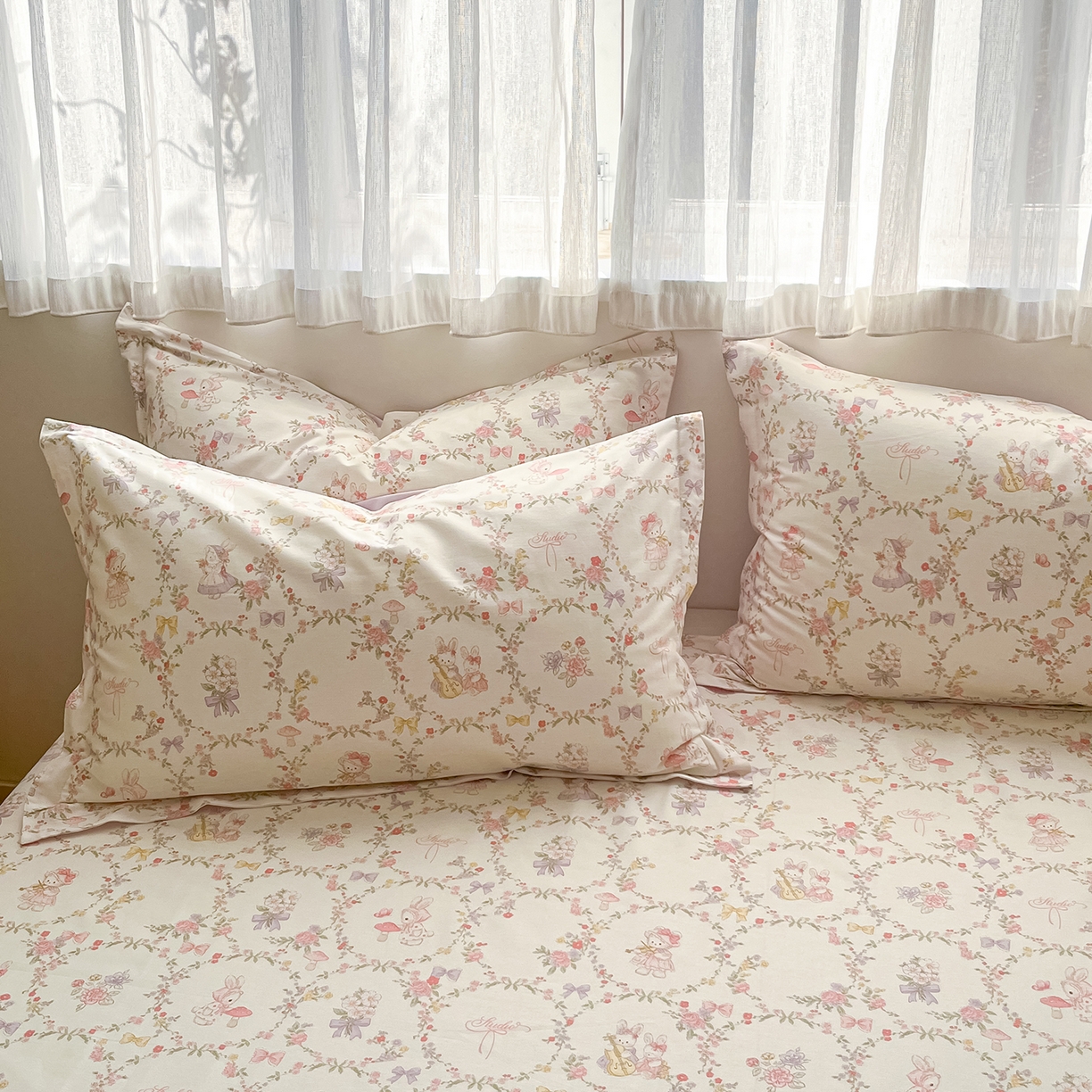 91家纺网 家纺一手货源 找家纺 花梦欣 2026新款全棉印花单品系列3简约卡通款-单枕套 童话花町