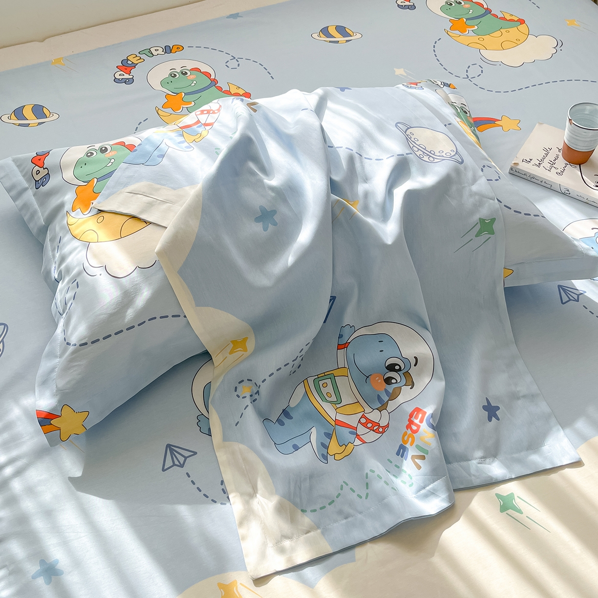 91家纺网 家纺一手货源 找家纺 花梦欣 2026新款全棉印花单品系列3简约卡通款-单枕套 星际漫游记