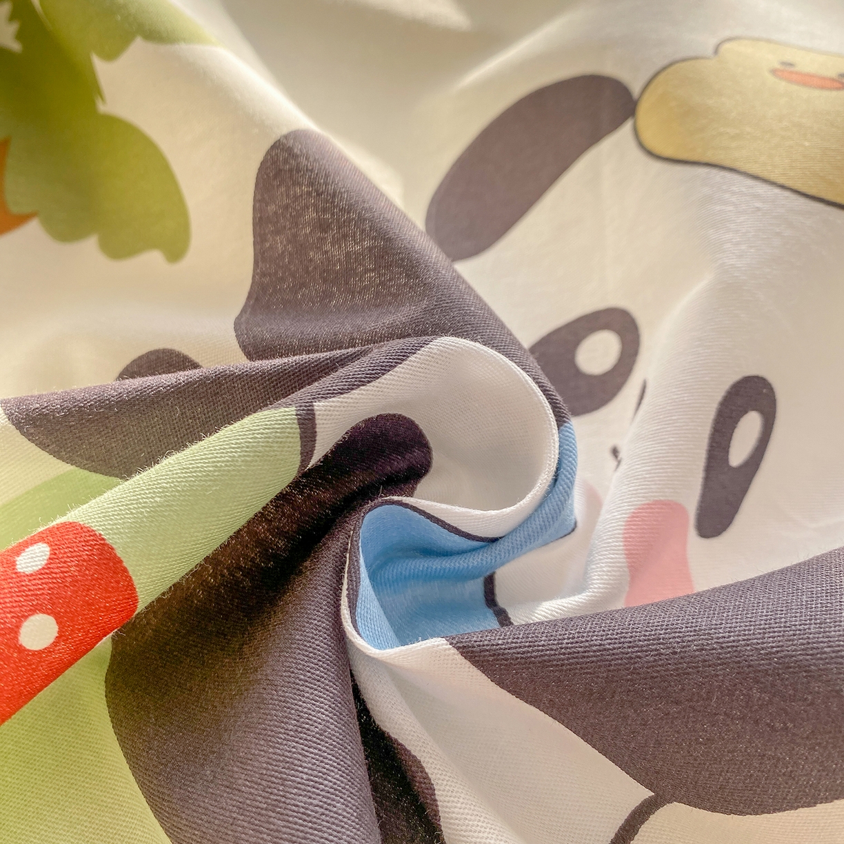 91家纺网 家纺一手货源 找家纺 花梦欣 2026新款全棉印花单品系列3简约卡通款-单枕套 熊猫鸭鸭乐绿