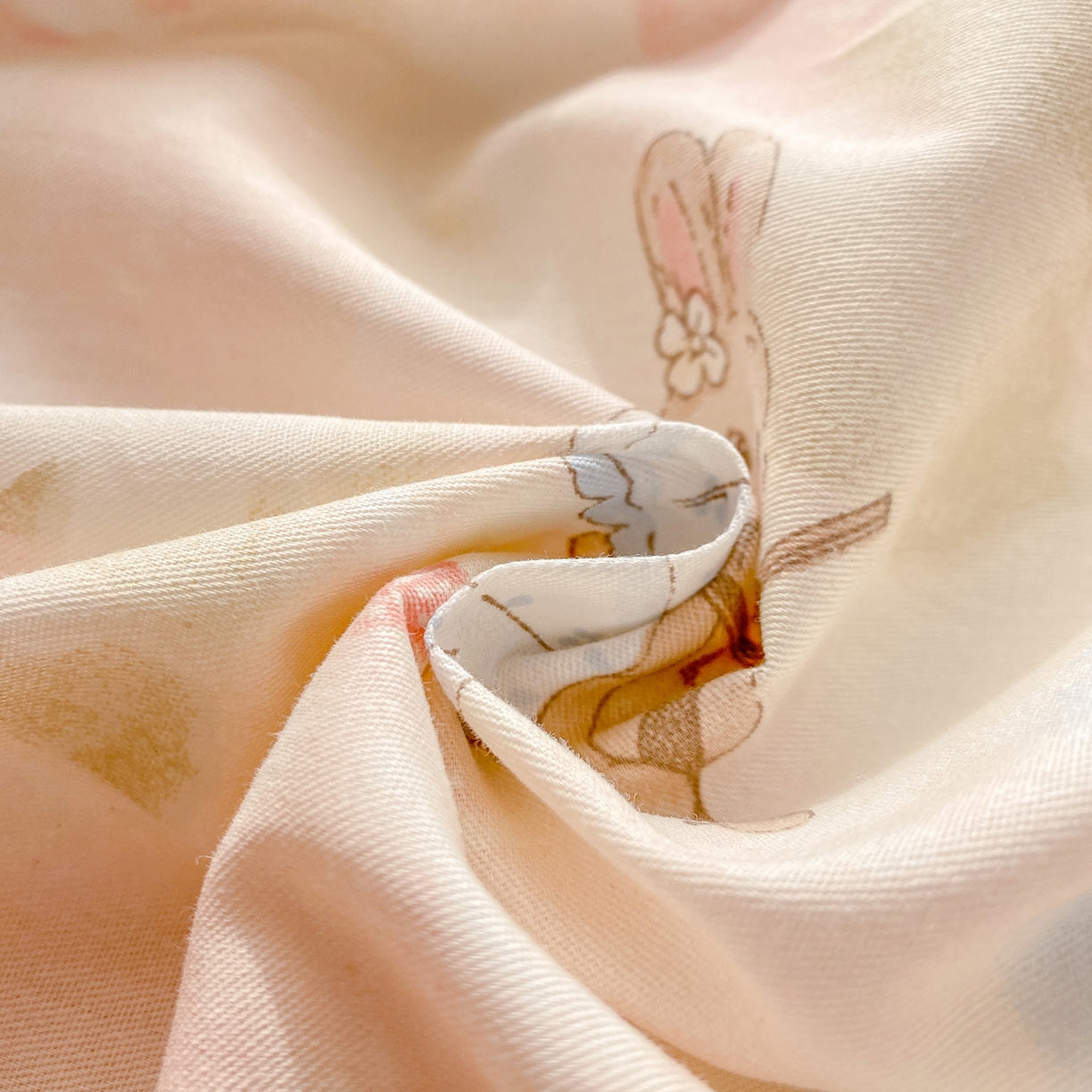 91家纺网 家纺一手货源 找家纺 花梦欣 2026新款全棉印花单品系列3简约卡通款-单枕套 油画弦音