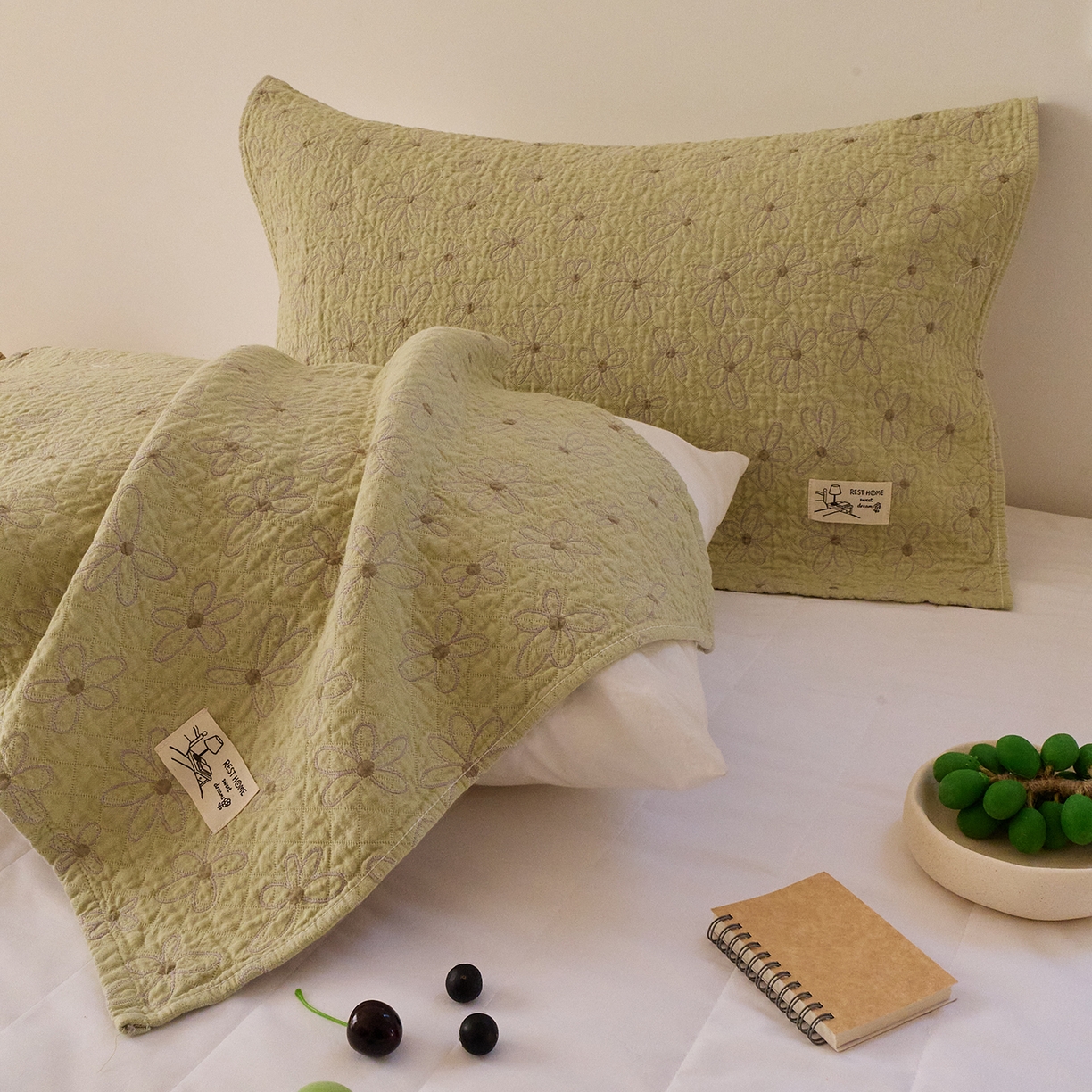 91家纺网 家纺一手货源 找家纺 沐瑟家纺 2026新款安心棉枕巾 太阳花-浅绿