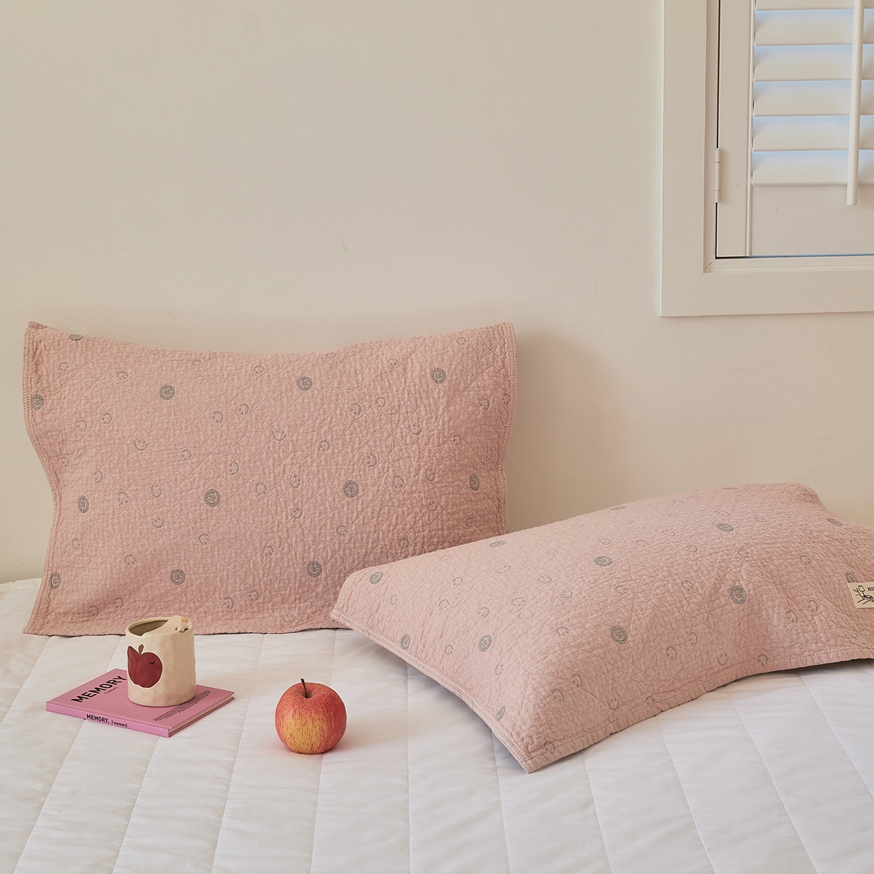 91家纺网 家纺一手货源 找家纺 沐瑟家纺 2026新款安心棉枕巾 笑脸-粉