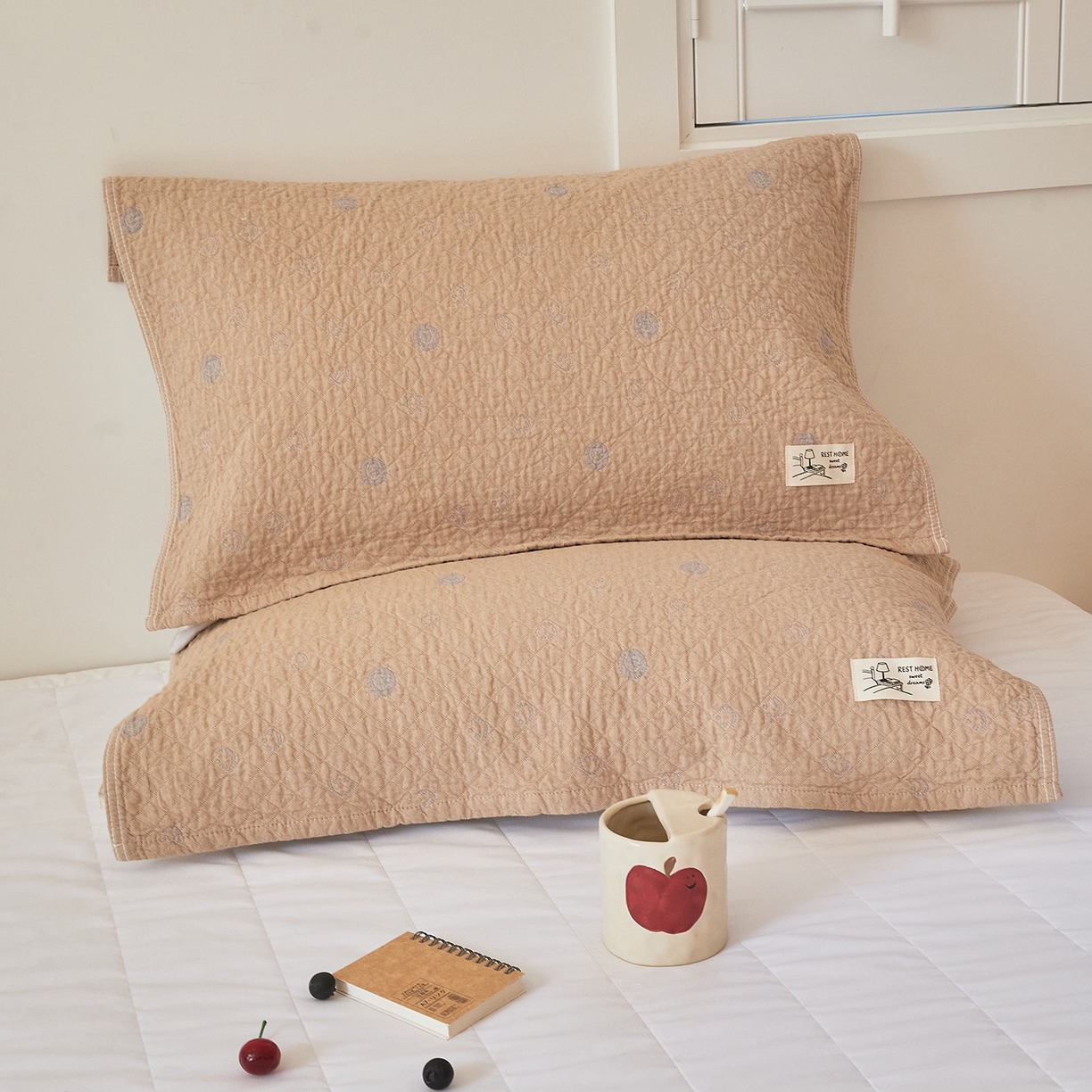 沐瑟家纺 2026新款安心棉枕巾 笑脸-浅咖