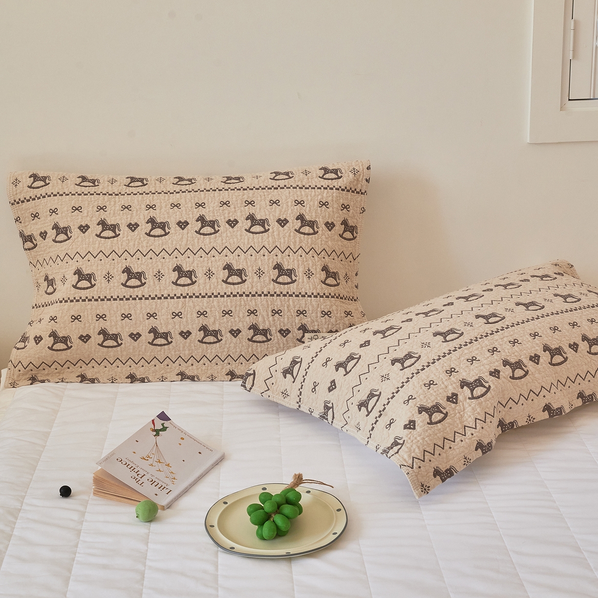 91家纺网 家纺一手货源 找家纺 沐瑟家纺 2026新款安心棉枕巾 摇摇马-浅咖