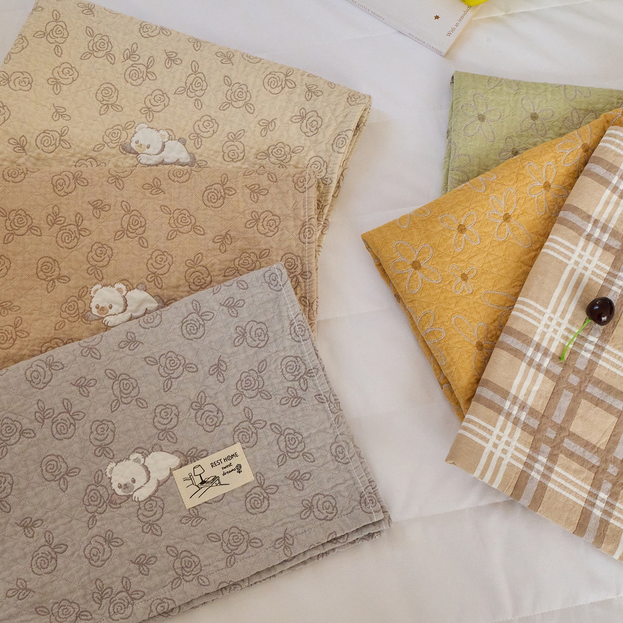 91家纺网 家纺一手货源 找家纺 沐瑟家纺 2026新款安心棉枕巾 组合图仅做展示不可下单