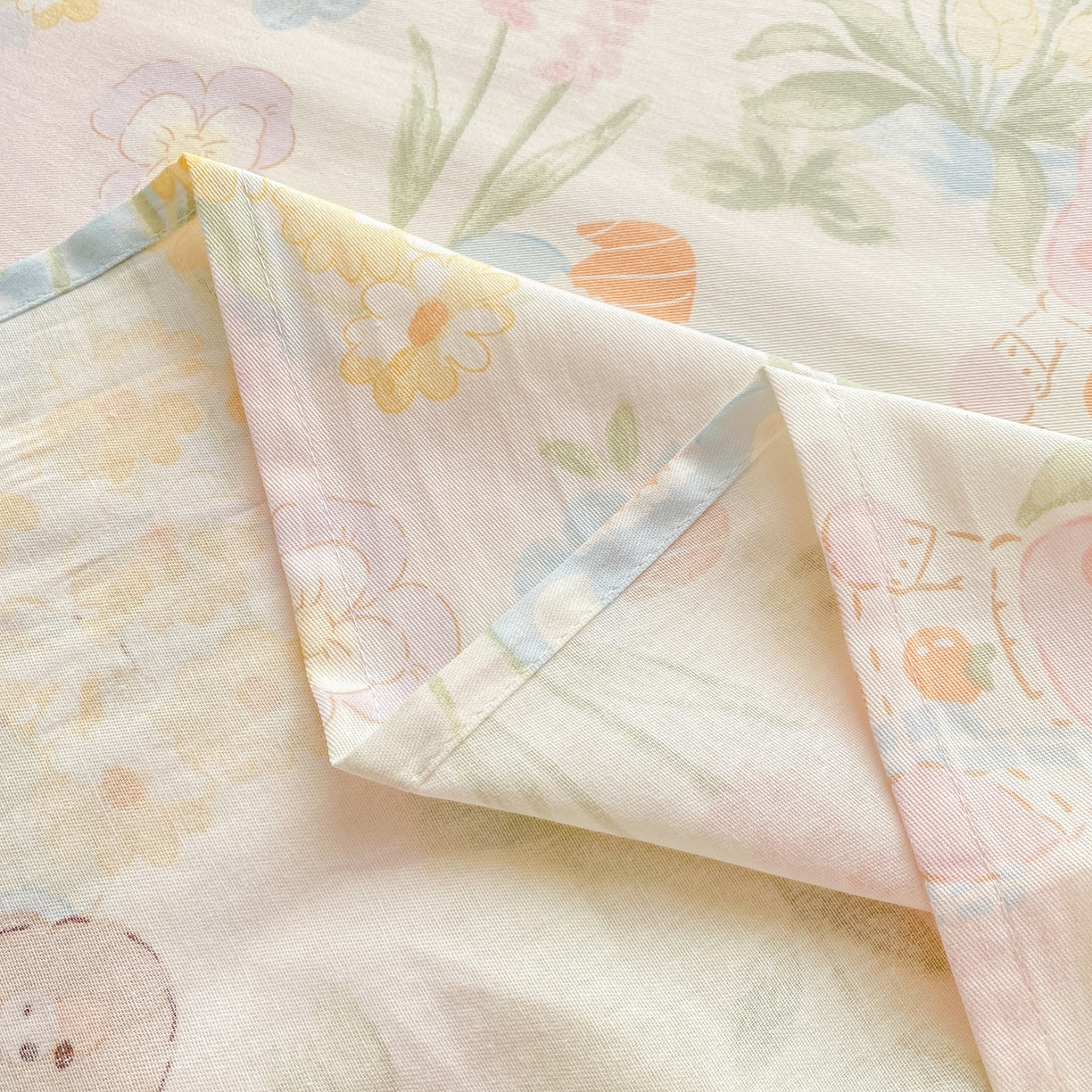 91家纺网 家纺一手货源 找家纺 花梦欣 2026新款全棉印花单品系列3简约卡通款-单床单 春游手记