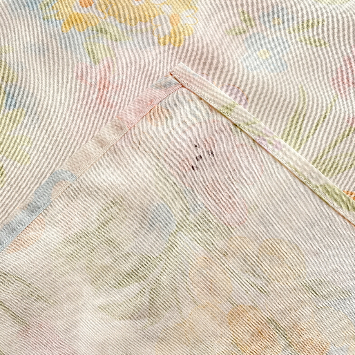 91家纺网 家纺一手货源 找家纺 花梦欣 2026新款全棉印花单品系列3简约卡通款-单床单 春游手记