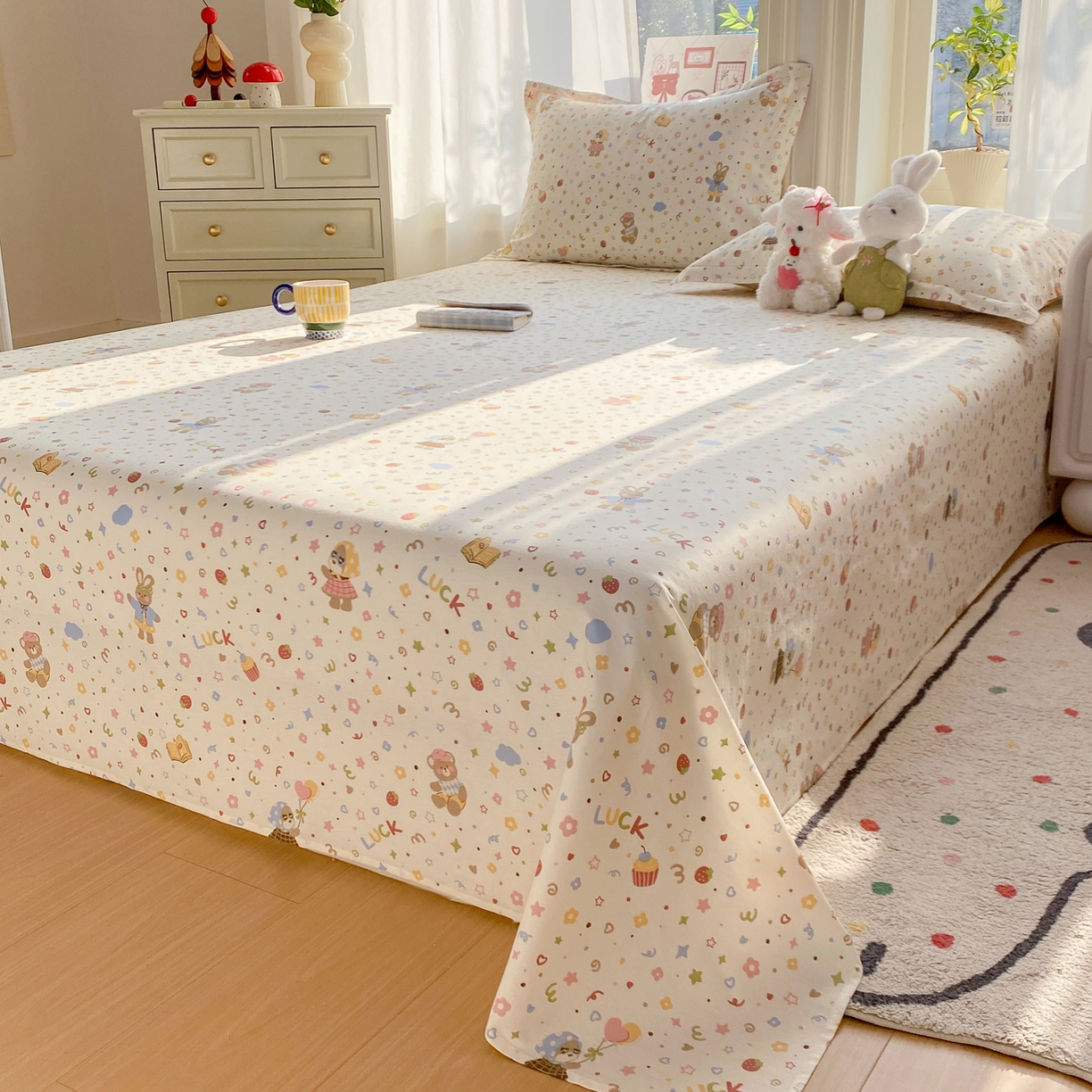 91家纺网 家纺一手货源 找家纺 花梦欣 2026新款全棉印花单品系列3简约卡通款-单床单 都市熊仔