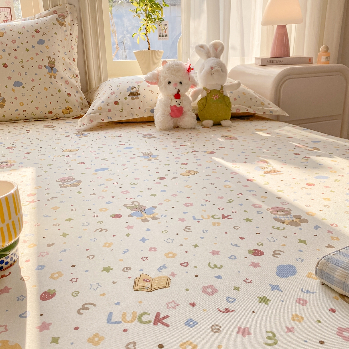 91家纺网 家纺一手货源 找家纺 花梦欣 2026新款全棉印花单品系列3简约卡通款-单床单 都市熊仔