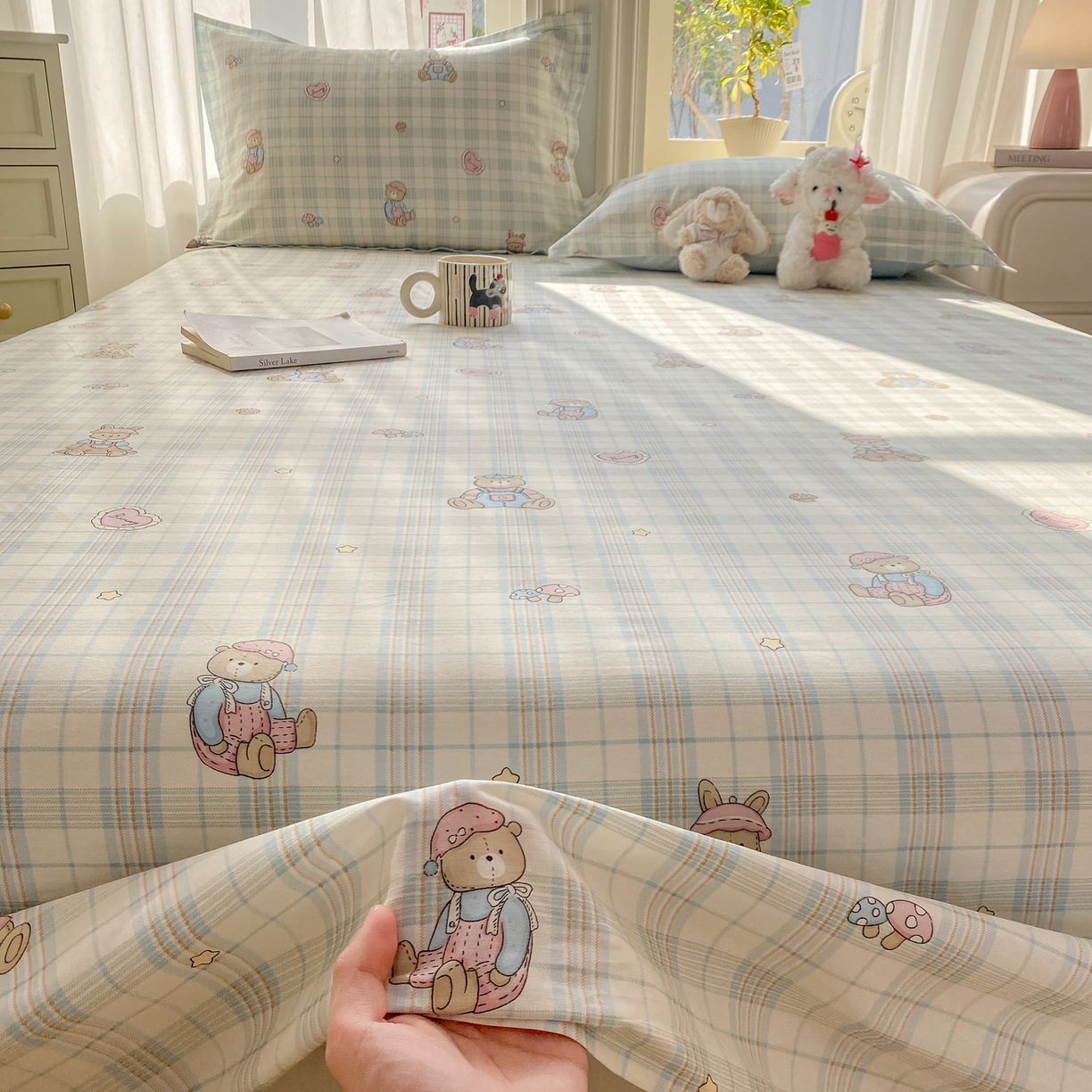 91家纺网 家纺一手货源 找家纺 花梦欣 2026新款全棉印花单品系列3简约卡通款-单床单 乖乖熊