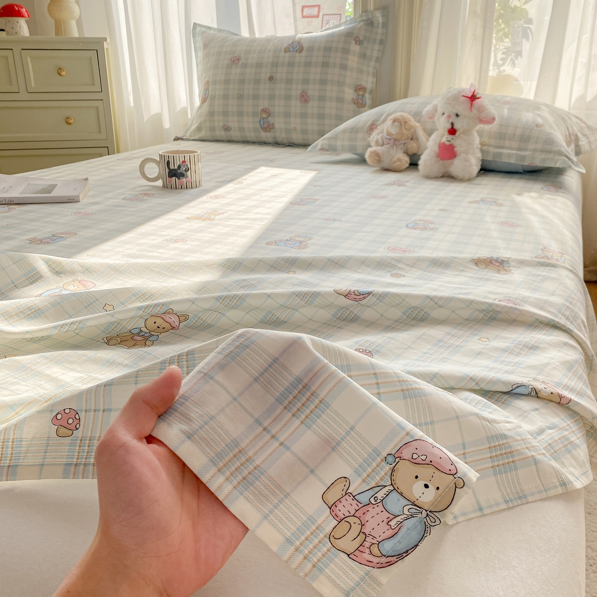 91家纺网 家纺一手货源 找家纺 花梦欣 2026新款全棉印花单品系列3简约卡通款-单床单 乖乖熊