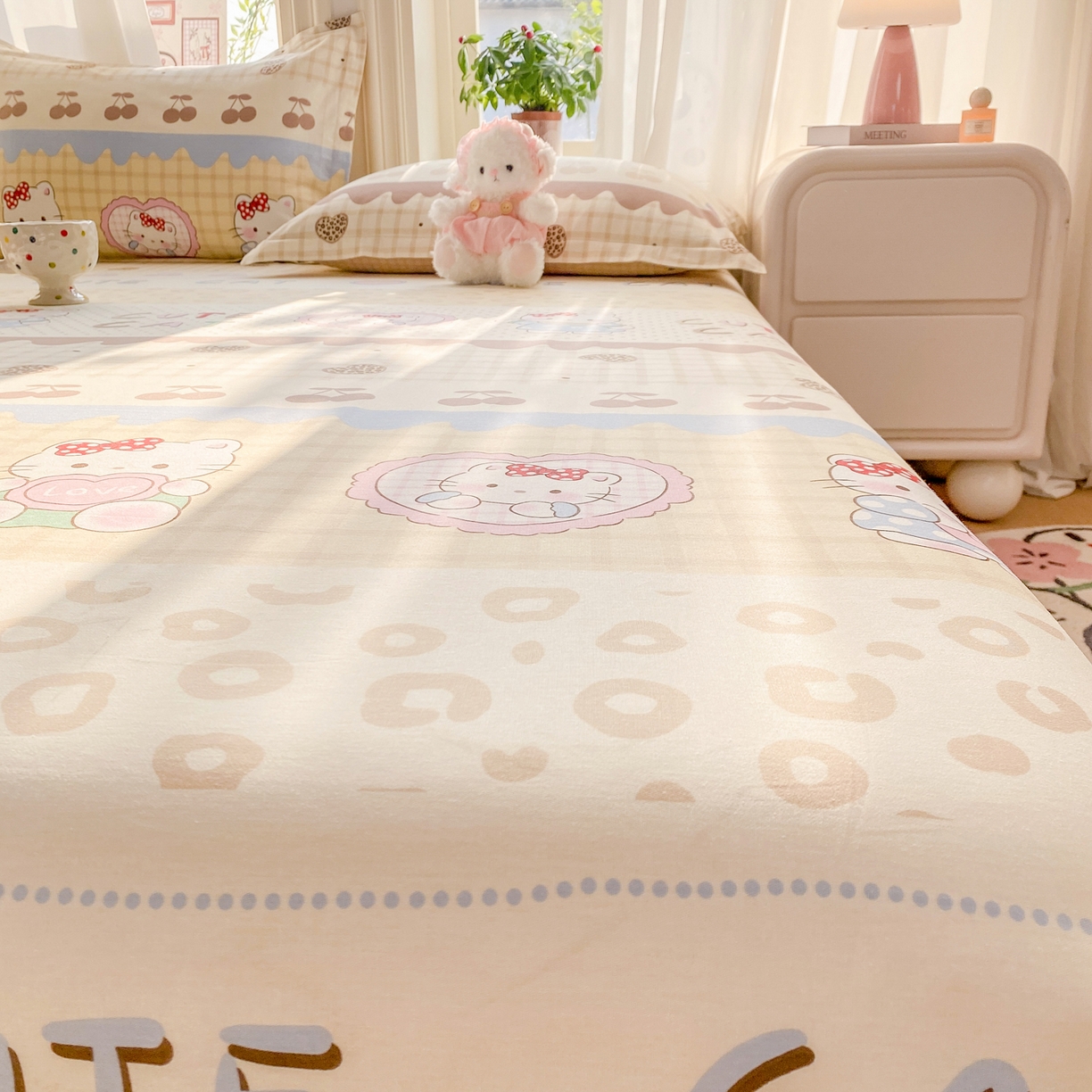 91家纺网 家纺一手货源 找家纺 花梦欣 2026新款全棉印花单品系列3简约卡通款-单床单 萌萌凯蒂