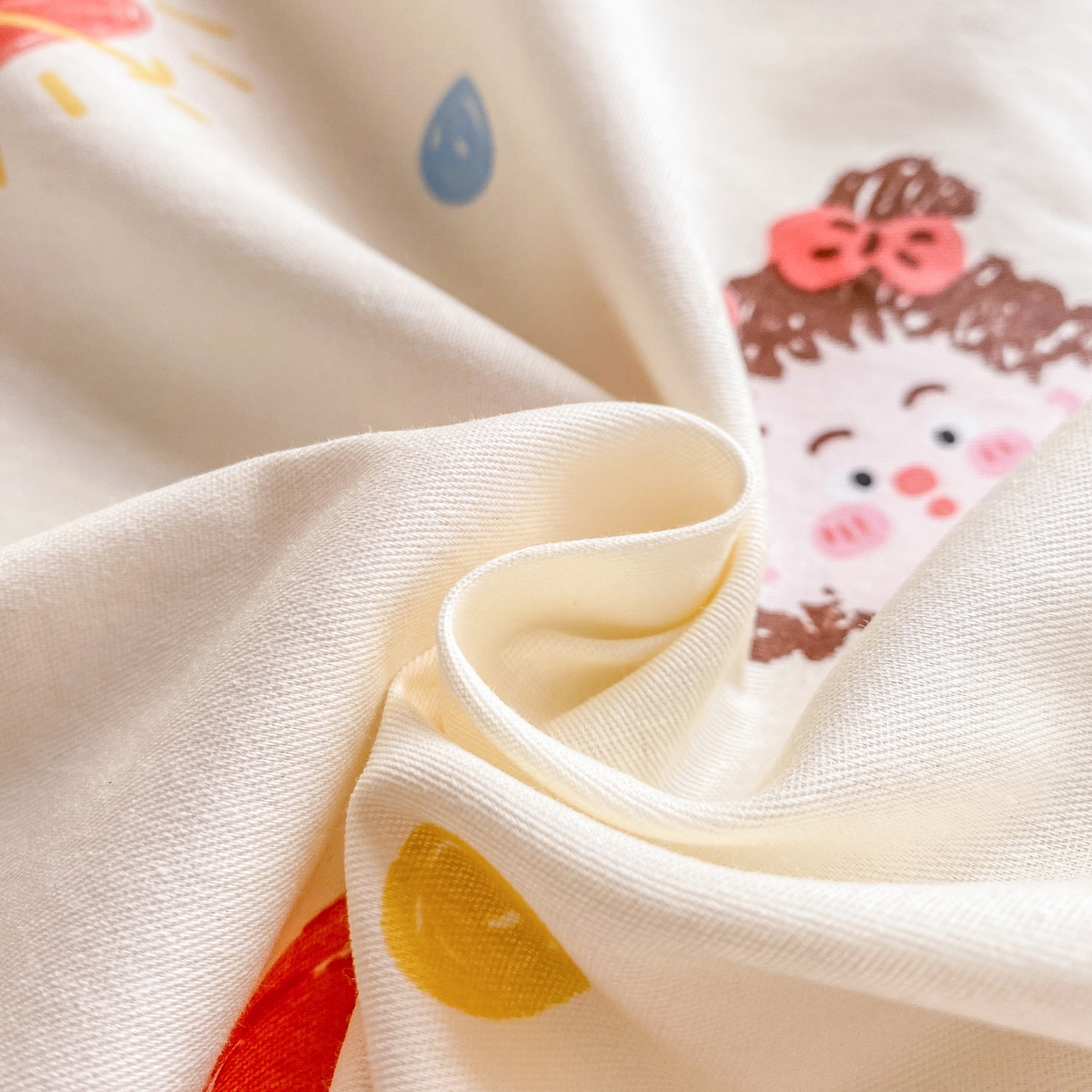 91家纺网 家纺一手货源 找家纺 花梦欣 2026新款全棉印花单品系列3简约卡通款-单床单 趣味涂鸦