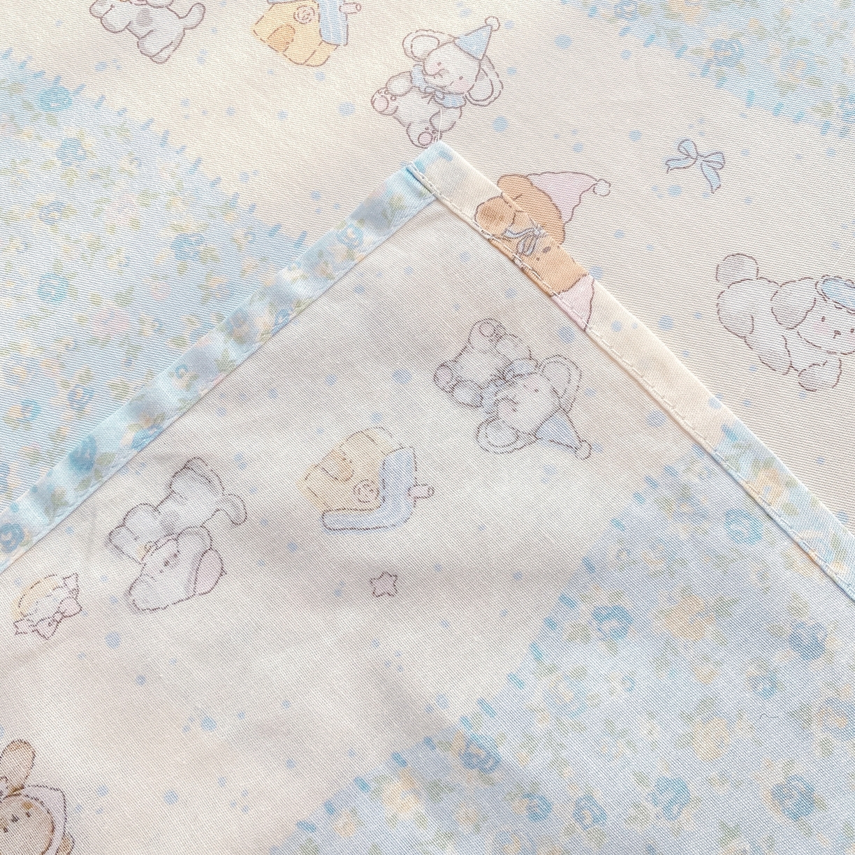 91家纺网 家纺一手货源 找家纺 花梦欣 2026新款全棉印花单品系列3简约卡通款-单床单 三小只