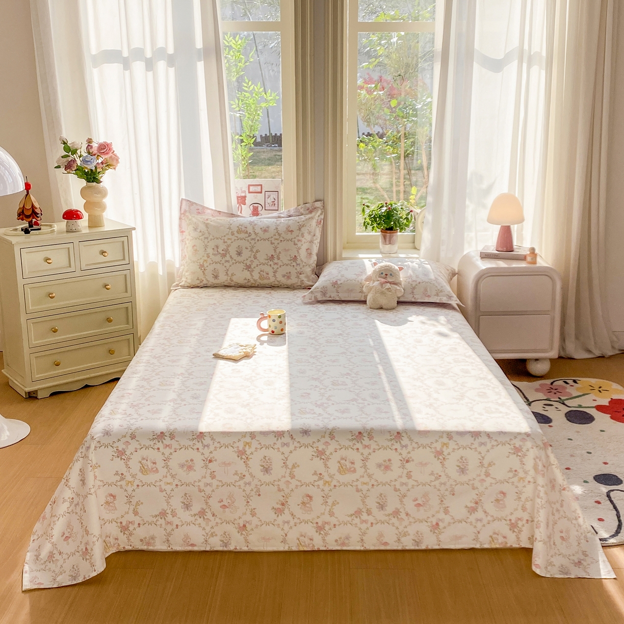 91家纺网 家纺一手货源 找家纺 花梦欣 2026新款全棉印花单品系列3简约卡通款-单床单 童话花町