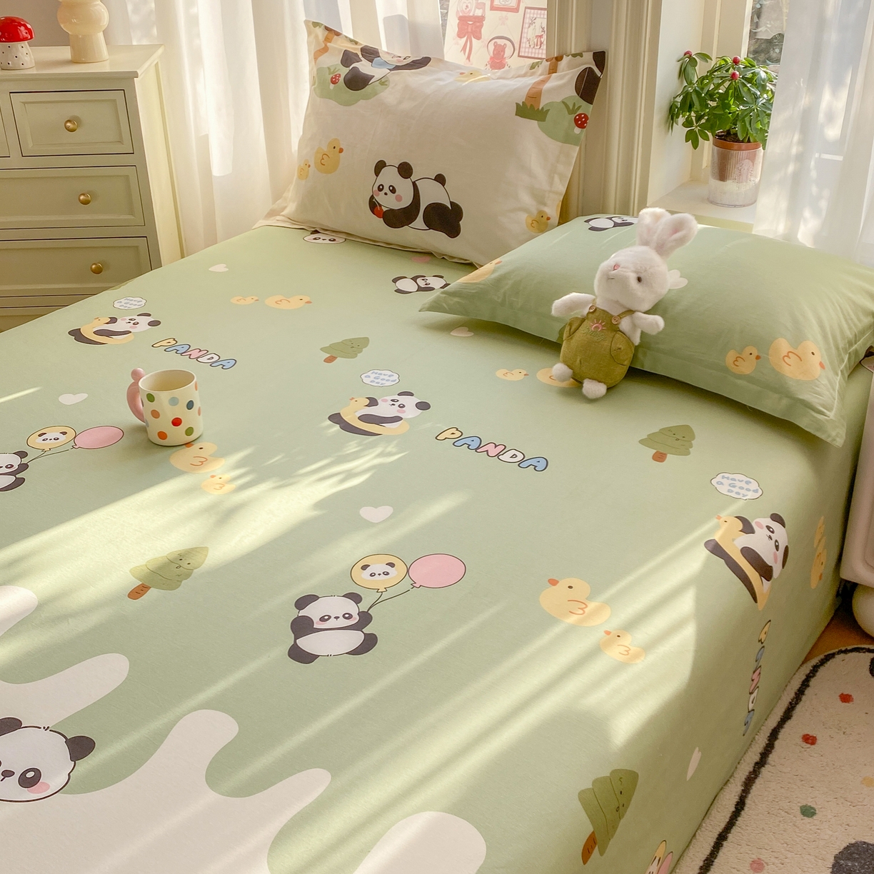 91家纺网 家纺一手货源 找家纺 花梦欣 2026新款全棉印花单品系列3简约卡通款-单床单 熊猫鸭鸭乐绿