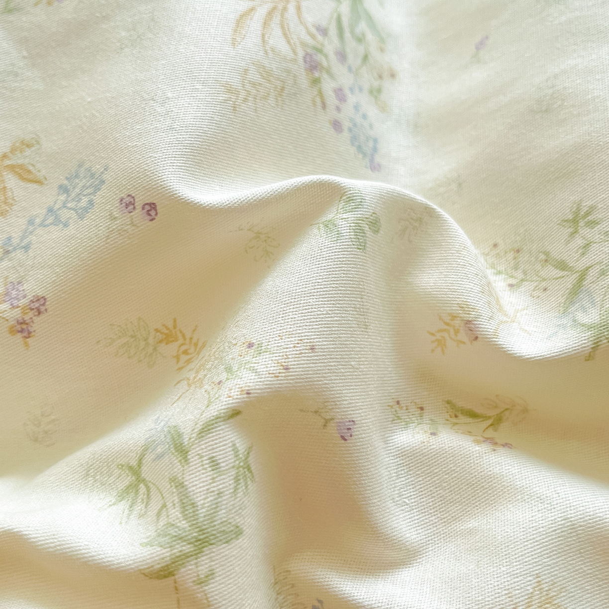 91家纺网 家纺一手货源 找家纺 花梦欣 2026新款全棉印花单品系列2花卉款-单枕套 荷叶邮差