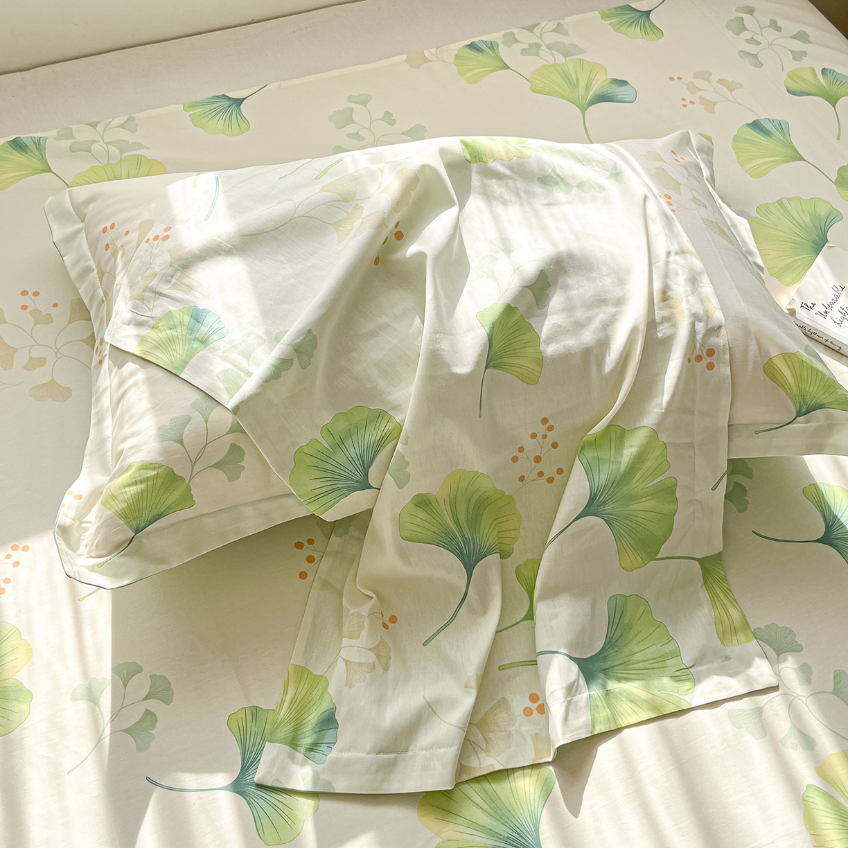 91家纺网 家纺一手货源 找家纺 花梦欣 2026新款全棉印花单品系列2花卉款-单枕套 青绿银杏