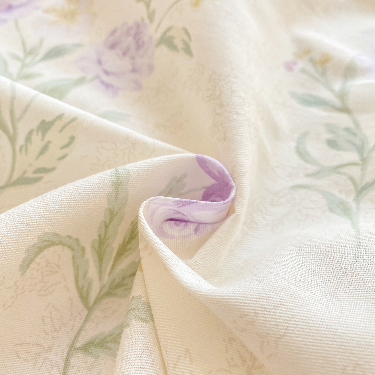 91家纺网 家纺一手货源 找家纺 花梦欣 2026新款全棉印花单品系列2花卉款-单枕套 芜晴花紫