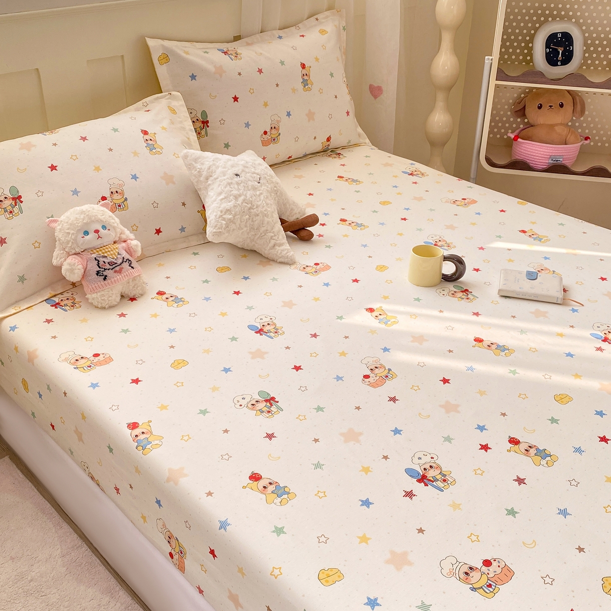 91家纺网 家纺一手货源 找家纺 花梦欣 2026新款全棉印花单品系列3简约卡通款-单床笠 快乐小星