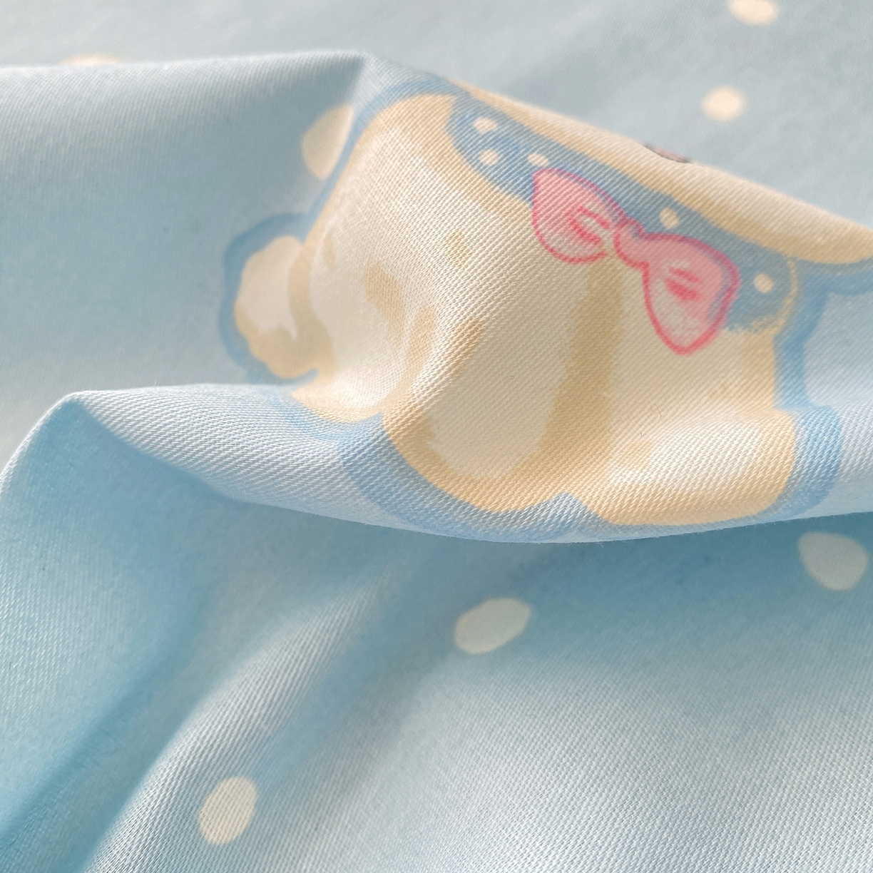 91家纺网 家纺一手货源 找家纺 花梦欣 2026新款全棉印花单品系列3简约卡通款-单床笠 蓝色泡芙狗