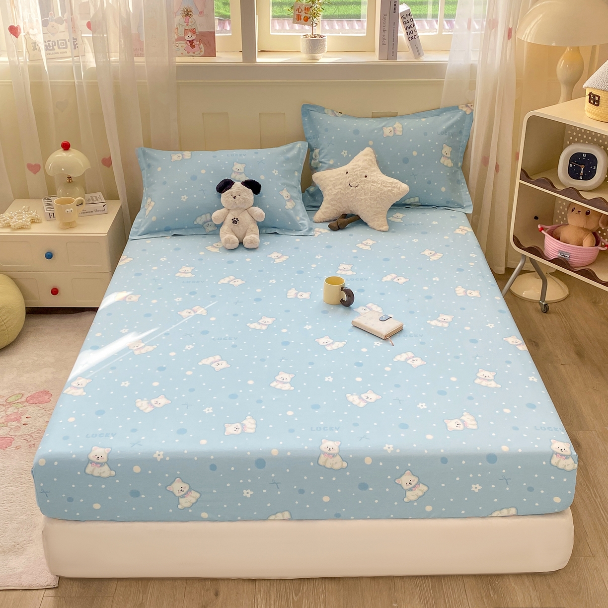 91家纺网 家纺一手货源 找家纺 花梦欣 2026新款全棉印花单品系列3简约卡通款-单床笠 蓝色泡芙狗