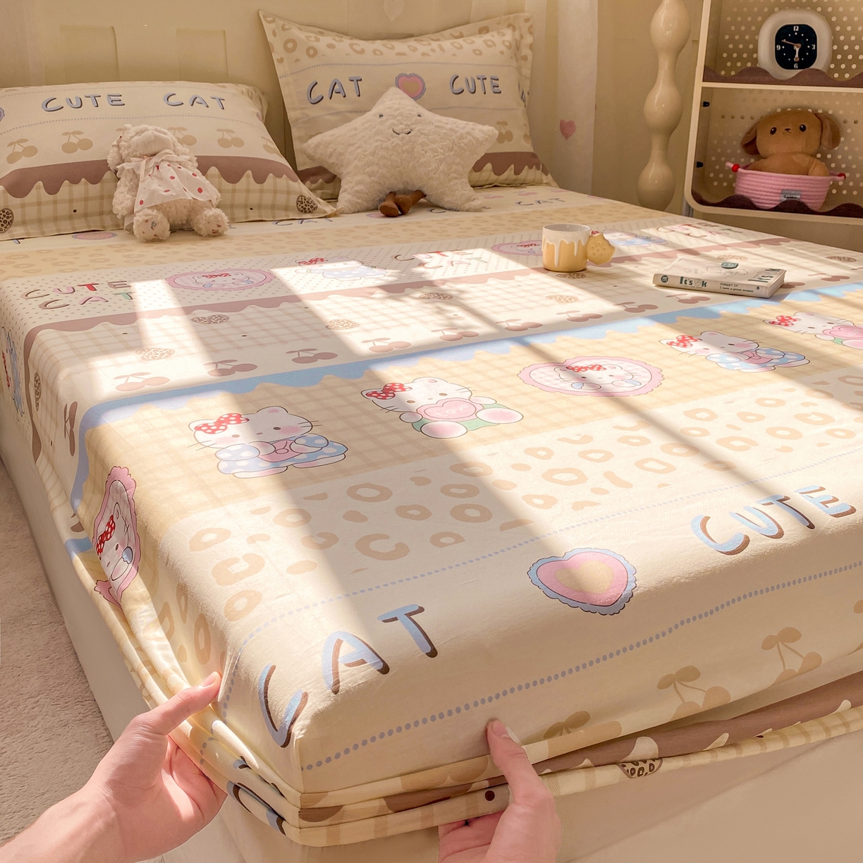 91家纺网 家纺一手货源 找家纺 花梦欣 2026新款全棉印花单品系列3简约卡通款-单床笠 萌萌凯蒂