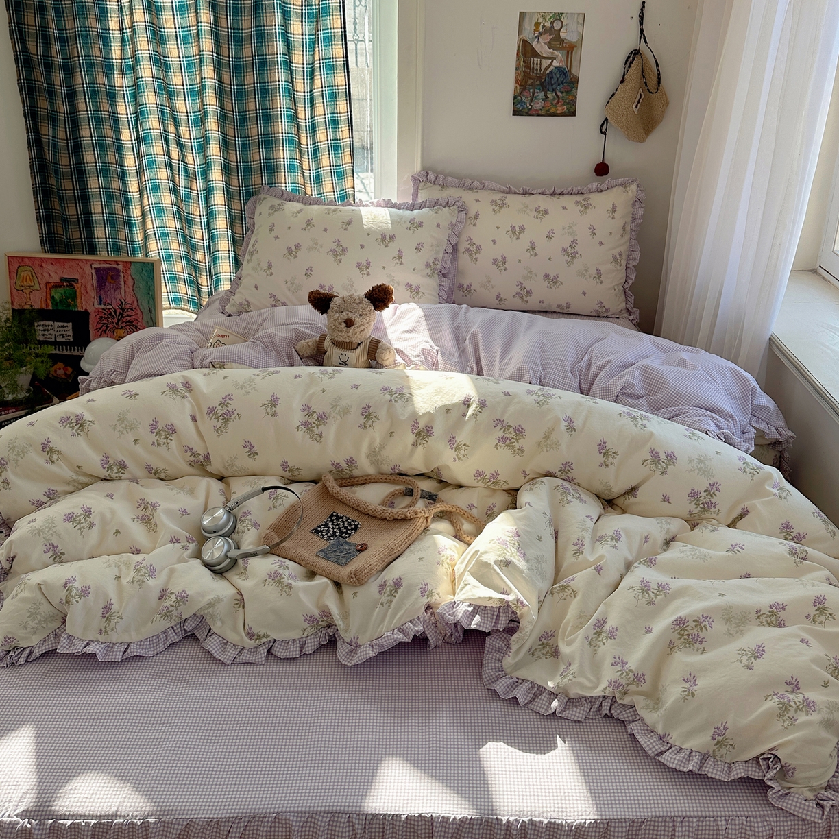 91家纺网 家纺一手货源 找家纺 轻奢坊 2026新款云感仿棉水洗棉褶皱短花边四件套 花花格紫