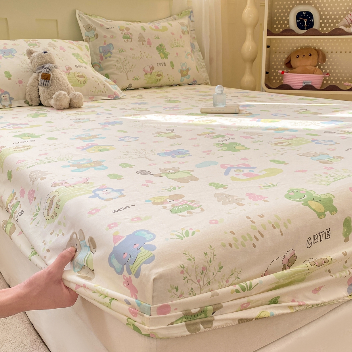 91家纺网 家纺一手货源 找家纺 花梦欣 2026新款全棉印花单品系列3简约卡通款-单床笠 妙趣乐园