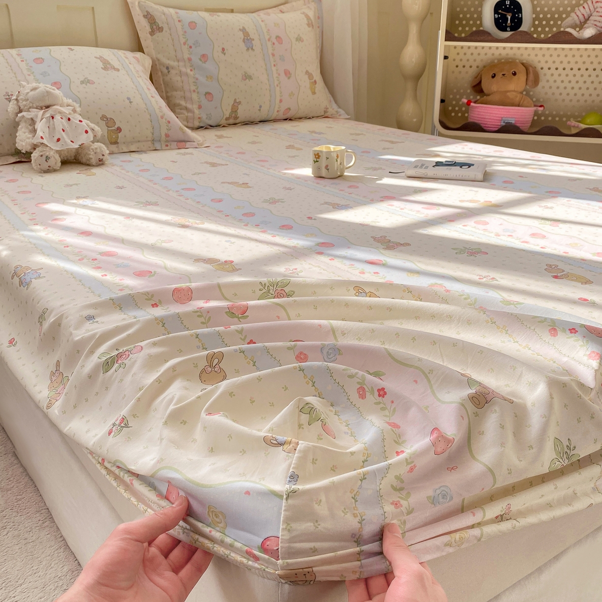 花梦欣 2026新款全棉印花单品系列3简约卡通款-单床笠 兔子草莓园