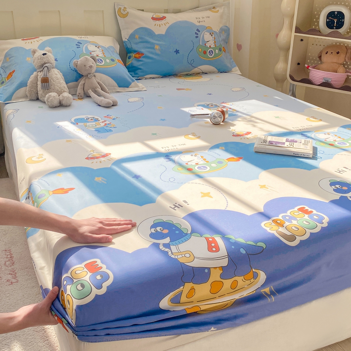 91家纺网 家纺一手货源 找家纺 花梦欣 2026新款全棉印花单品系列3简约卡通款-单床笠 星际漫游记