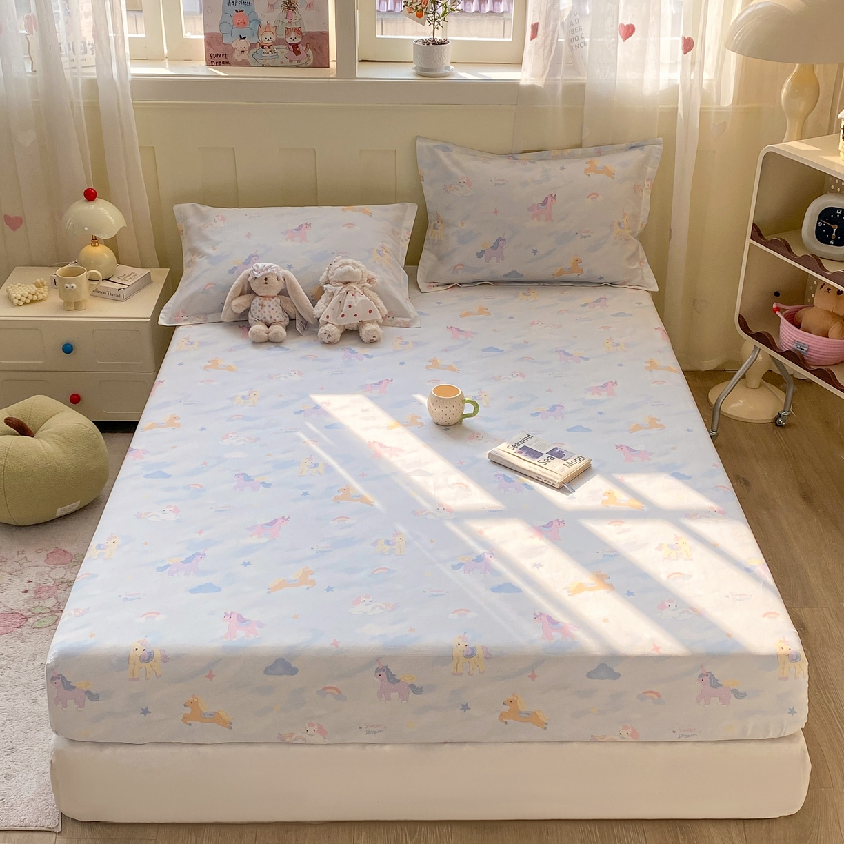 91家纺网 家纺一手货源 找家纺 花梦欣 2026新款全棉印花单品系列3简约卡通款-单床笠 星芒小马