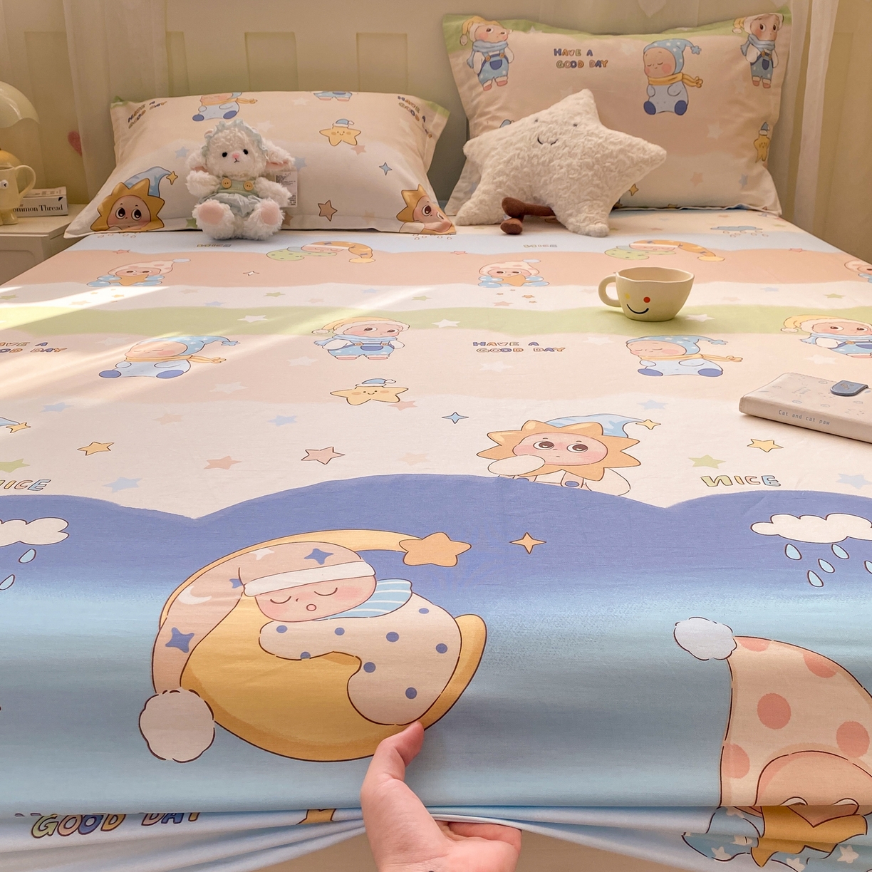 91家纺网 家纺一手货源 找家纺 花梦欣 2026新款全棉印花单品系列3简约卡通款-单床笠 星梦童话