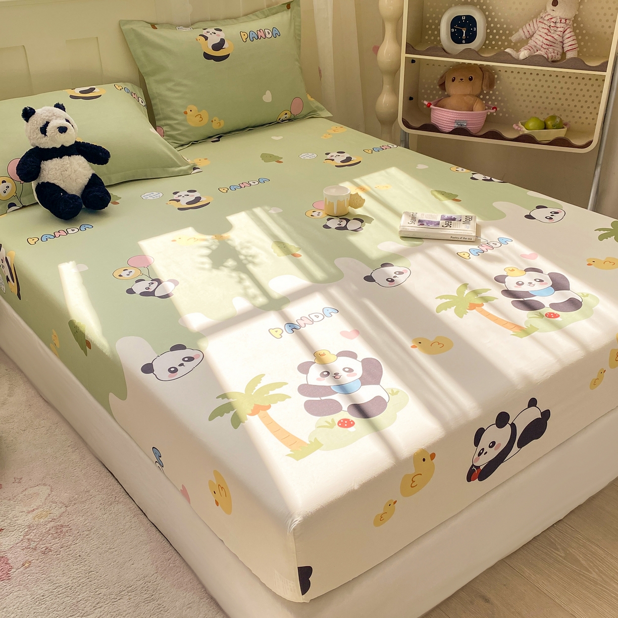 91家纺网 家纺一手货源 找家纺 花梦欣 2026新款全棉印花单品系列3简约卡通款-单床笠 熊猫鸭鸭乐绿