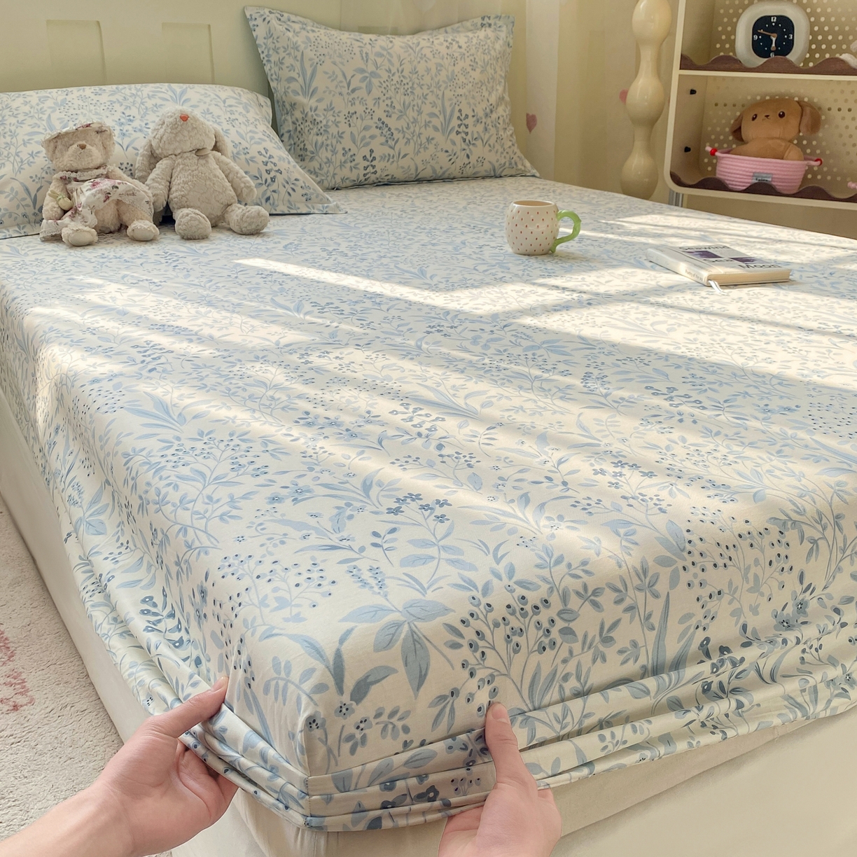 91家纺网 家纺一手货源 找家纺 花梦欣 2026新款全棉印花单品系列2花卉款-单床笠 蓝沫