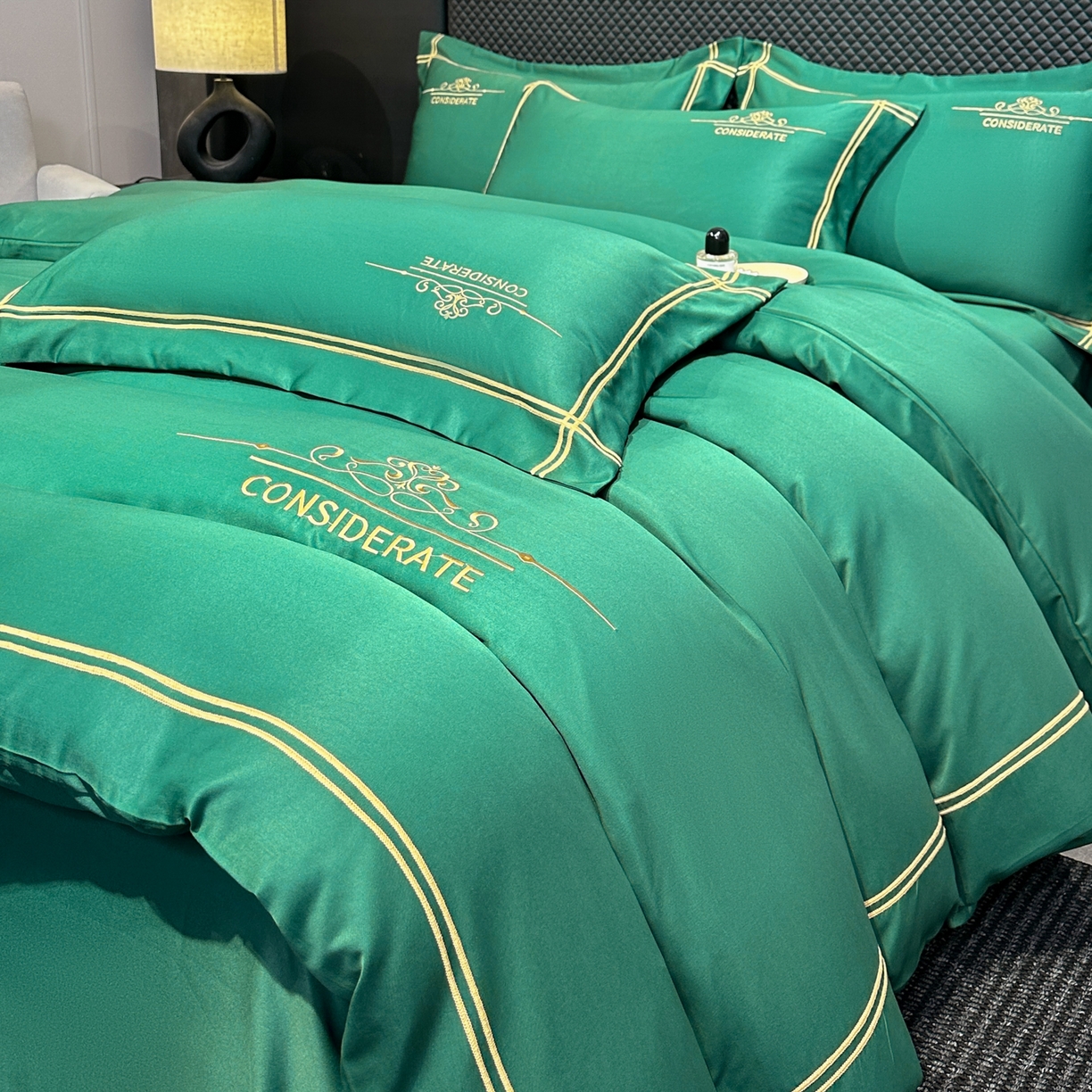 91家纺网 家纺一手货源 找家纺 （总）绒掌柜家纺（品质焕新） 2026新款水洗真丝天丝冰丝刺绣四件套-典雅系列