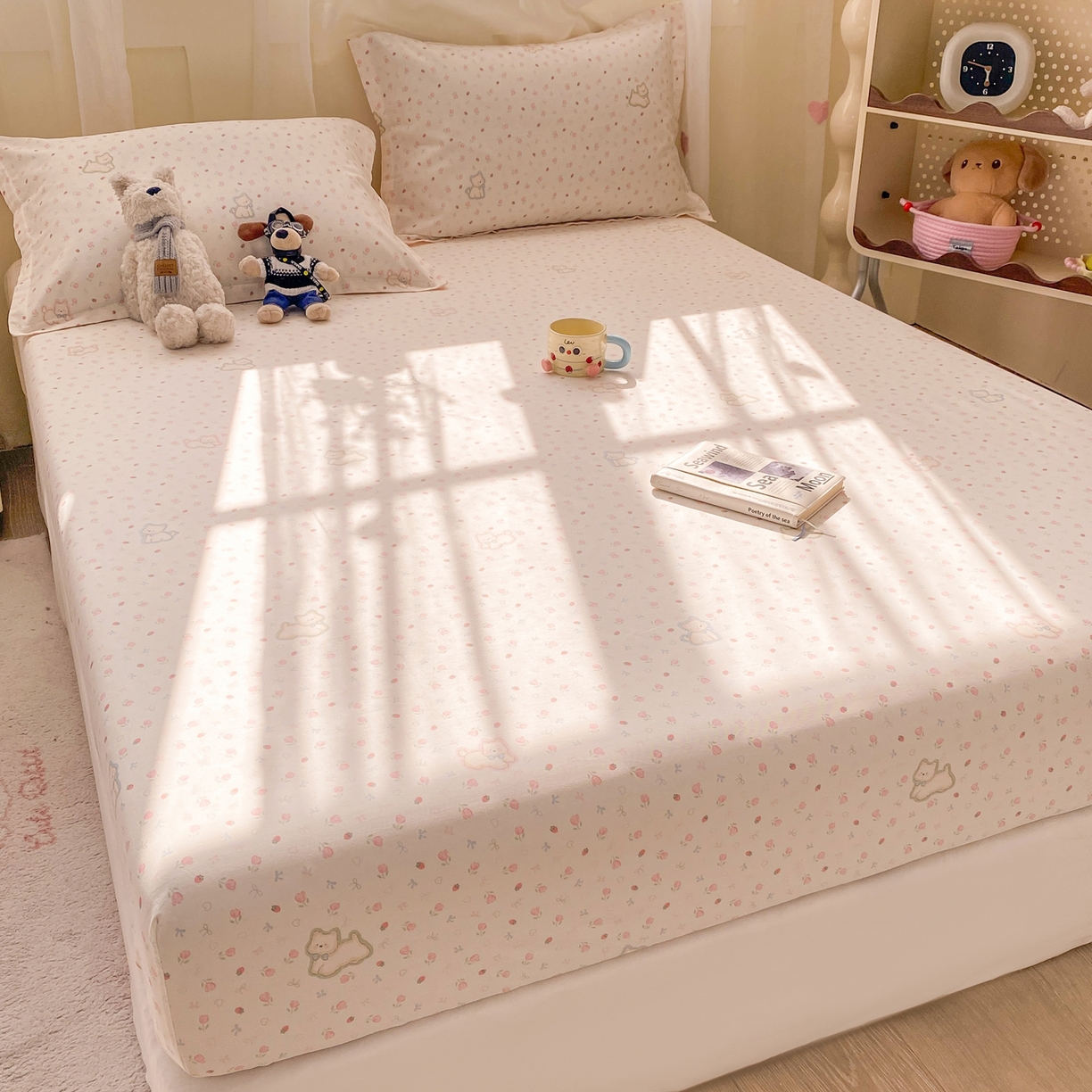 91家纺网 家纺一手货源 找家纺 花梦欣 2026新款全棉印花单品系列2花卉款-单床笠 玫瑰小狗