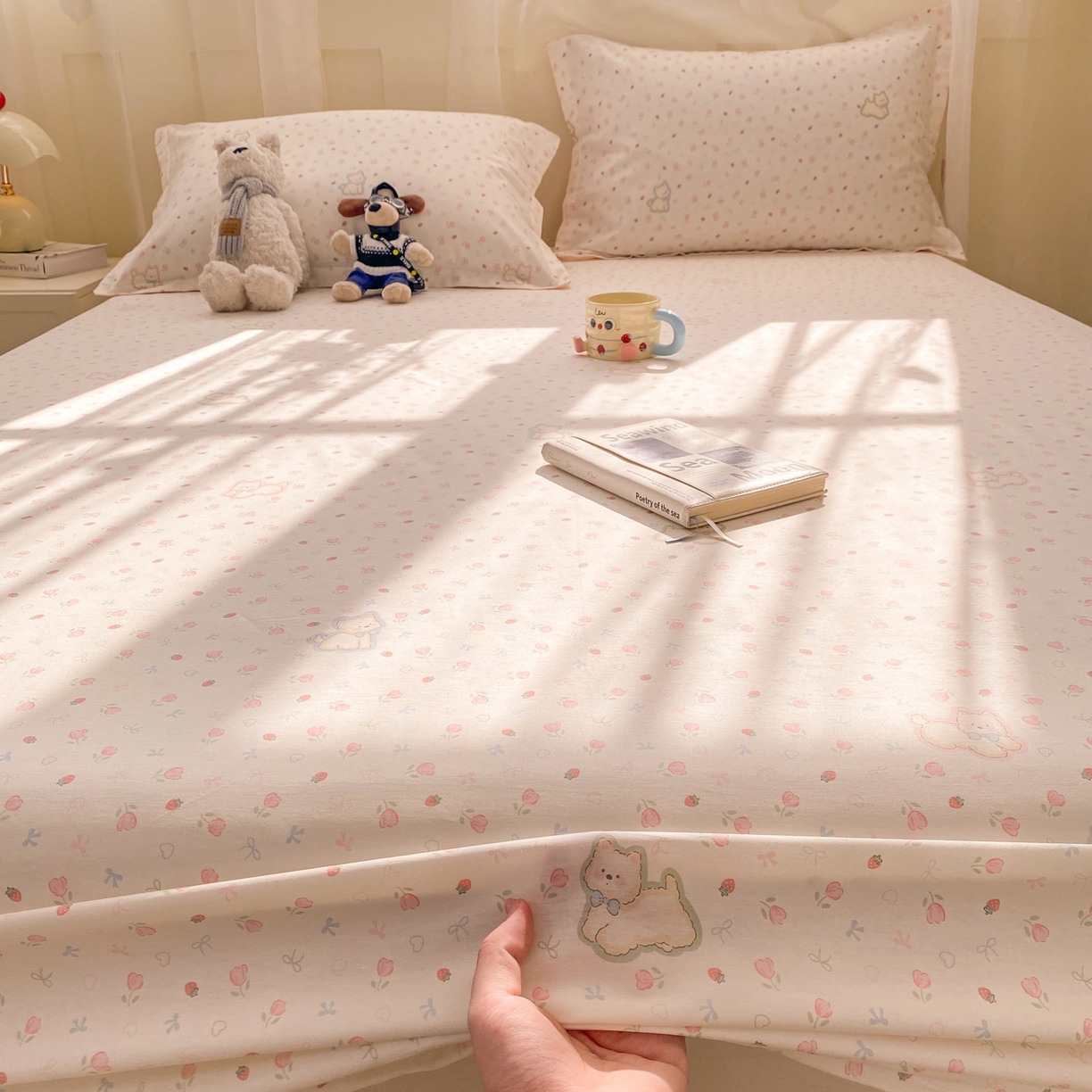 91家纺网 家纺一手货源 找家纺 花梦欣 2026新款全棉印花单品系列2花卉款-单床笠 玫瑰小狗