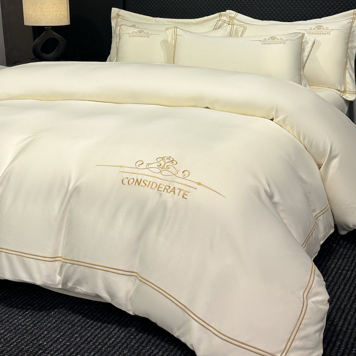 91家纺网 家纺一手货源 找家纺 绒掌柜家纺（品质焕新） 2026新款水洗真丝天丝冰丝刺绣四件套-典雅系列 奶白