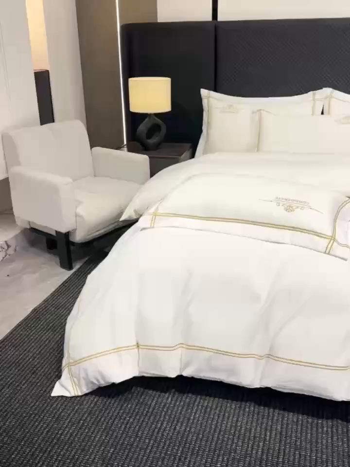 91家纺网 家纺一手货源 找家纺 绒掌柜家纺（品质焕新） 2026新款水洗真丝天丝冰丝刺绣四件套-典雅系列 奶白