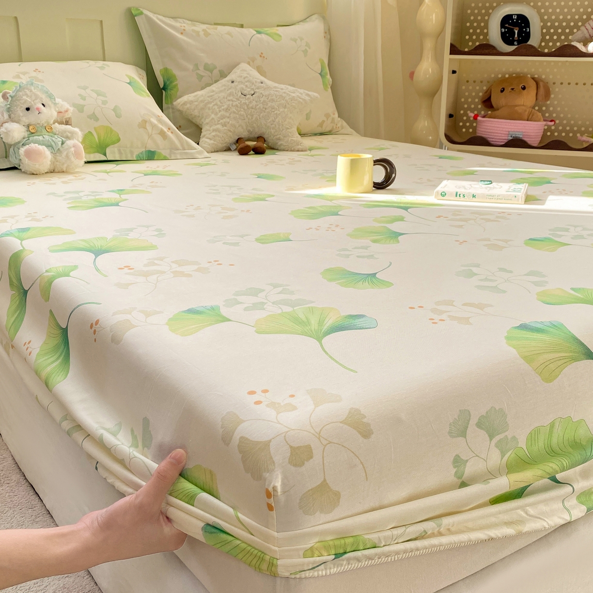 91家纺网 家纺一手货源 找家纺 花梦欣 2026新款全棉印花单品系列2花卉款-单床笠 青绿银杏