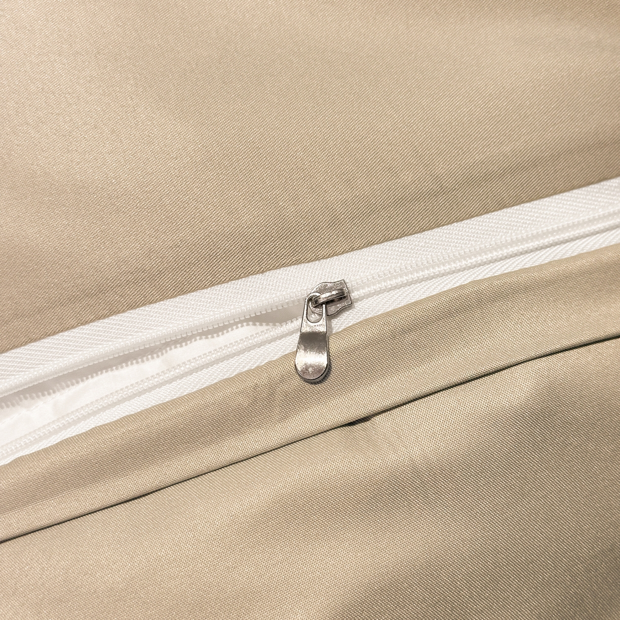 91家纺网 家纺一手货源 找家纺 绒掌柜家纺（品质焕新） 2026新款水洗真丝天丝冰丝刺绣四件套-典雅系列 香槟