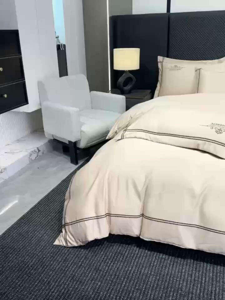 91家纺网 家纺一手货源 找家纺 绒掌柜家纺（品质焕新） 2026新款水洗真丝天丝冰丝刺绣四件套-典雅系列 香槟