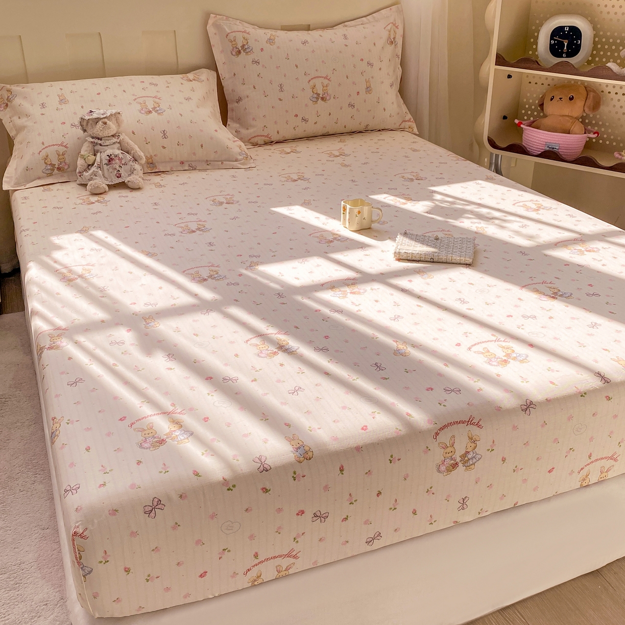 91家纺网 家纺一手货源 找家纺 花梦欣 2026新款全棉印花单品系列2花卉款-单床笠 甜蜜纪念日