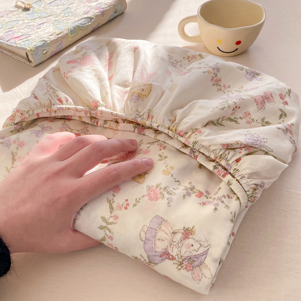 91家纺网 家纺一手货源 找家纺 花梦欣 2026新款全棉印花单品系列2花卉款-单床笠 童话花町