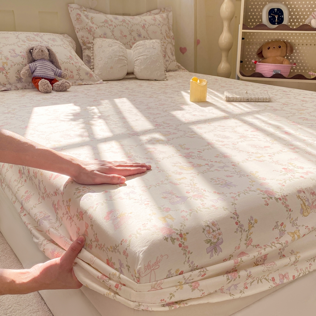 91家纺网 家纺一手货源 找家纺 花梦欣 2026新款全棉印花单品系列2花卉款-单床笠 童话花町