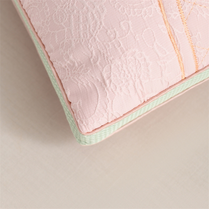 91家纺网 家纺一手货源 找家纺 仁宇枕业 2026新款新品精品树叶蚕宝宝枕定型中低枕头枕芯 精品树叶蚕宝宝枕-粉色