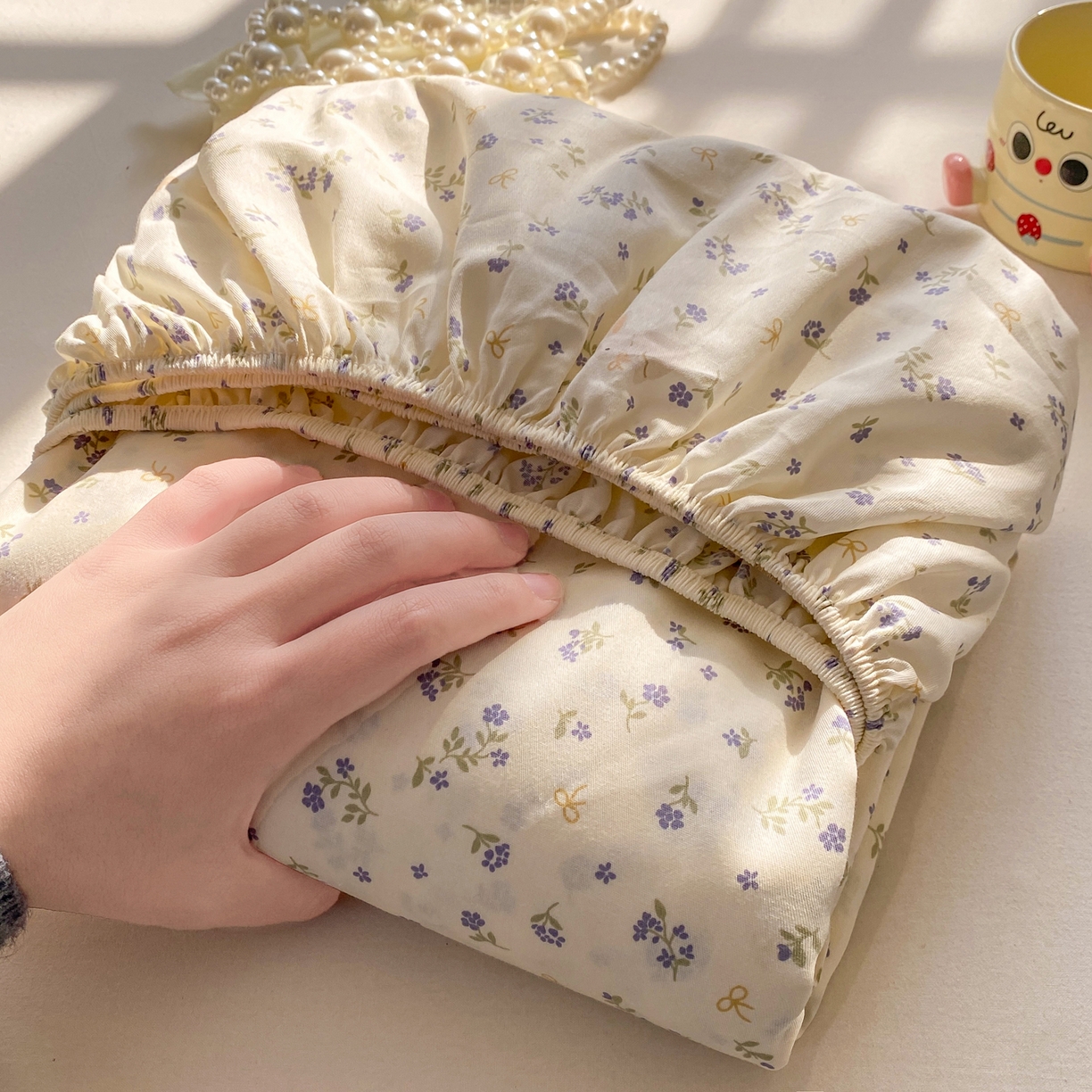 91家纺网 家纺一手货源 找家纺 花梦欣 2026新款全棉印花单品系列2花卉款-单床笠 微花耳耳蓝