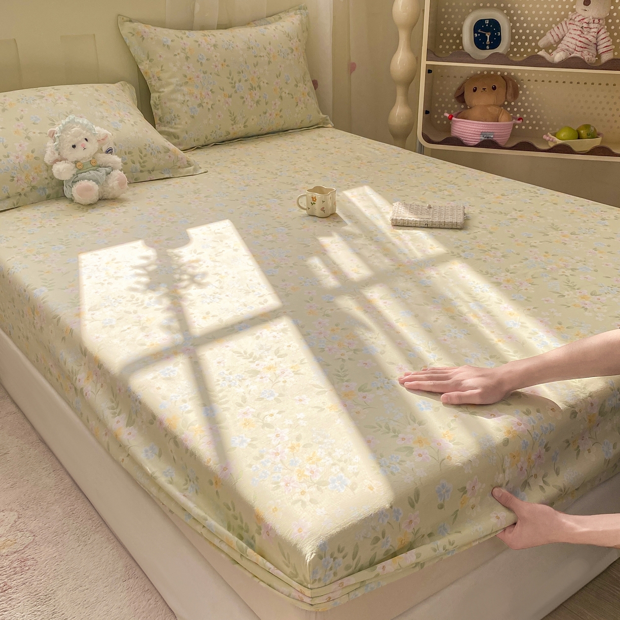 91家纺网 家纺一手货源 找家纺 花梦欣 2026新款全棉印花单品系列2花卉款-单床笠 徐徐花开