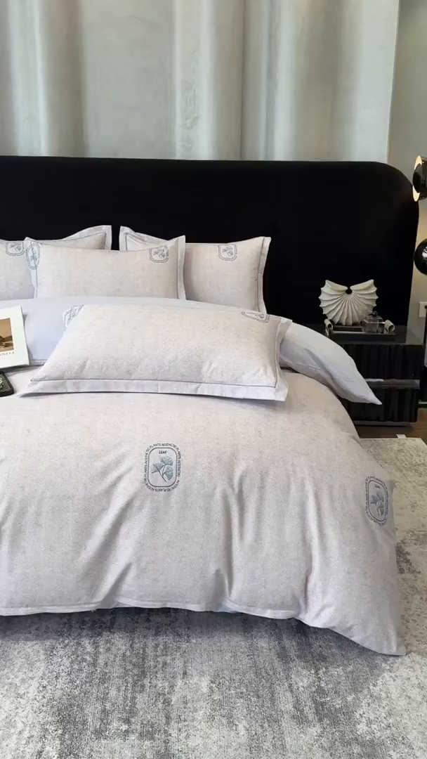 91家纺网 家纺一手货源 找家纺 喜四方 2026新款100%全棉60支长绒棉数码印花四件套（控价不低于180） 豆蔻年华-桔